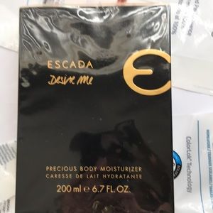 Escada Desire Me Body Moisturizer
